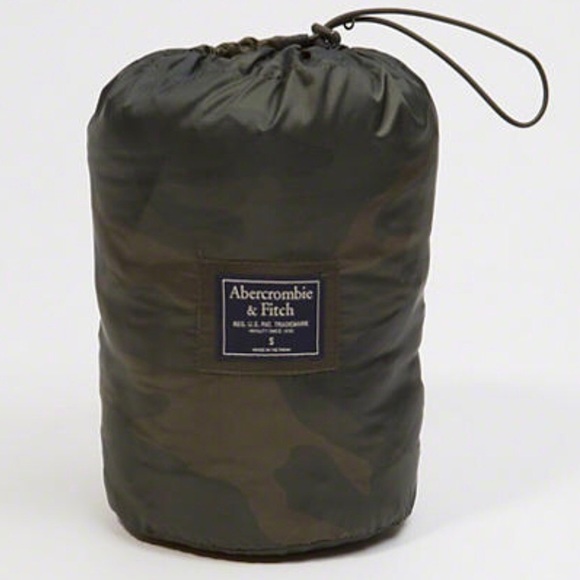 Abercrombie & Fitch Packable Down Puffer Jacket - Picture 6 of 7